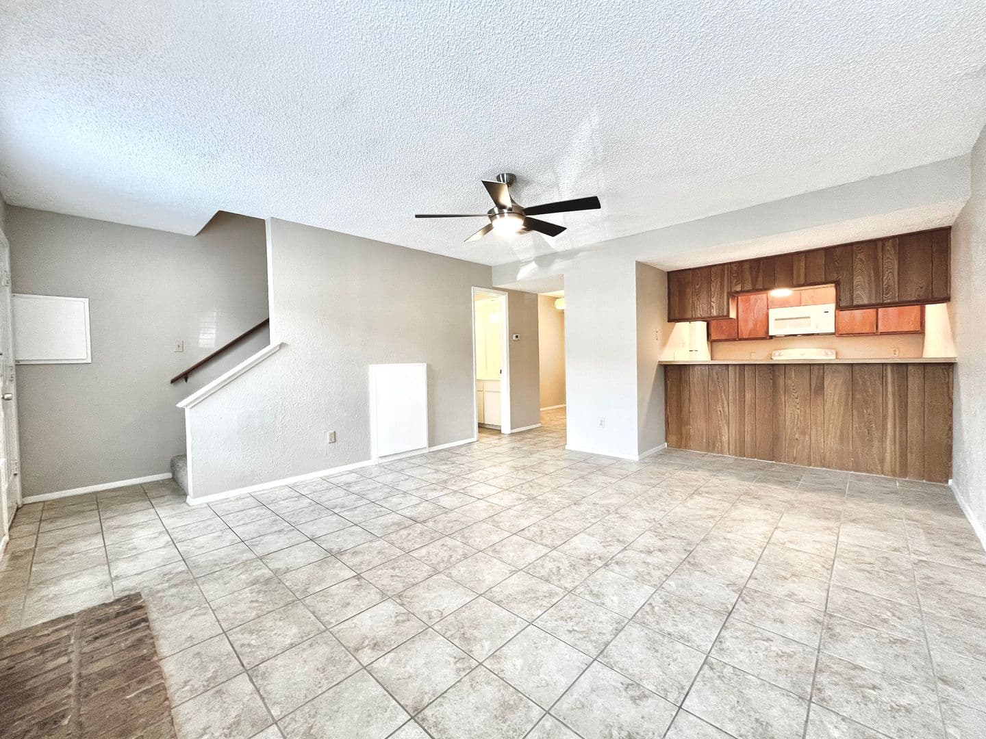 Denton House: 1247 Dallas Drive