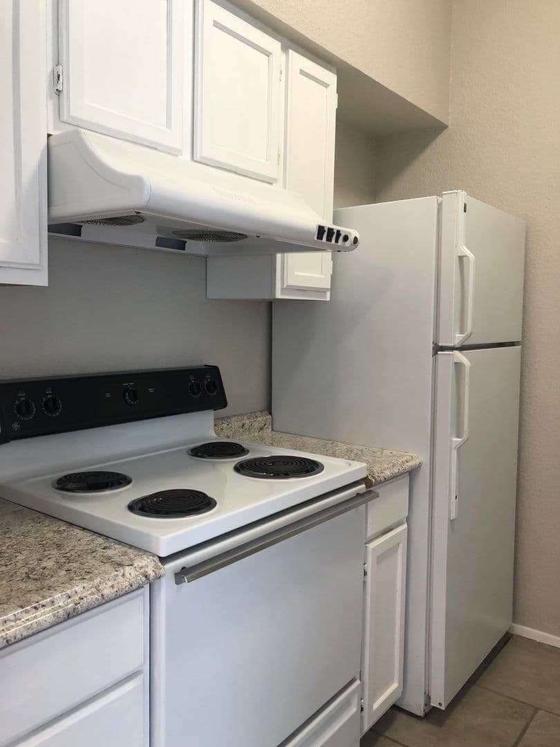 Denton Apartment: 701 W Sycamore Street