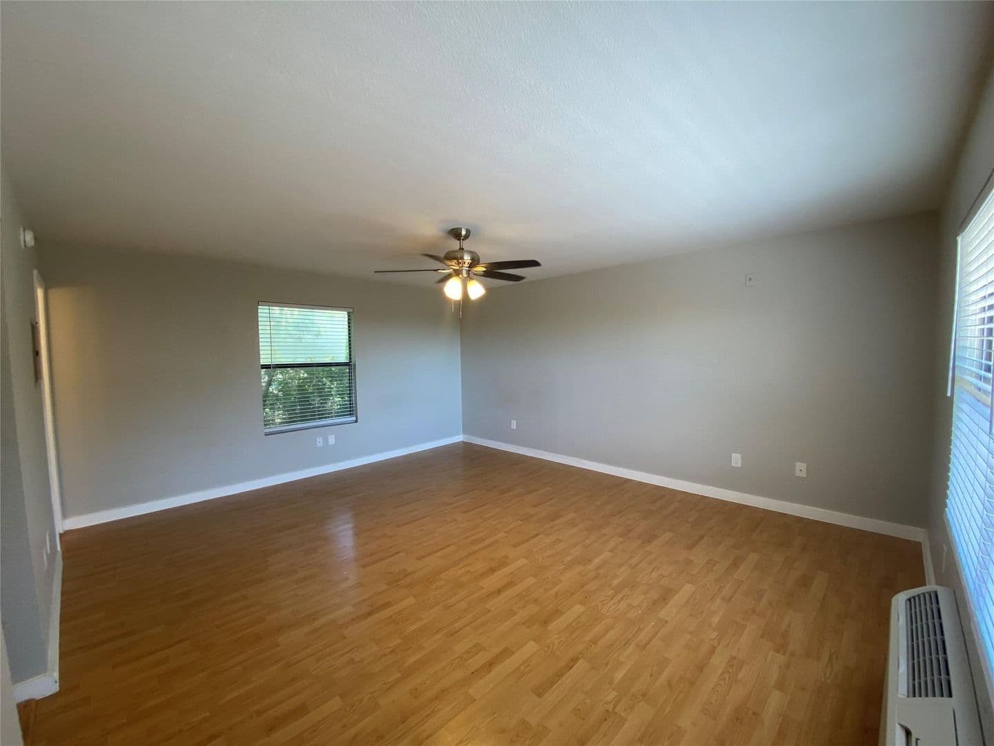 Denton Apartment: 701 W Sycamore Street