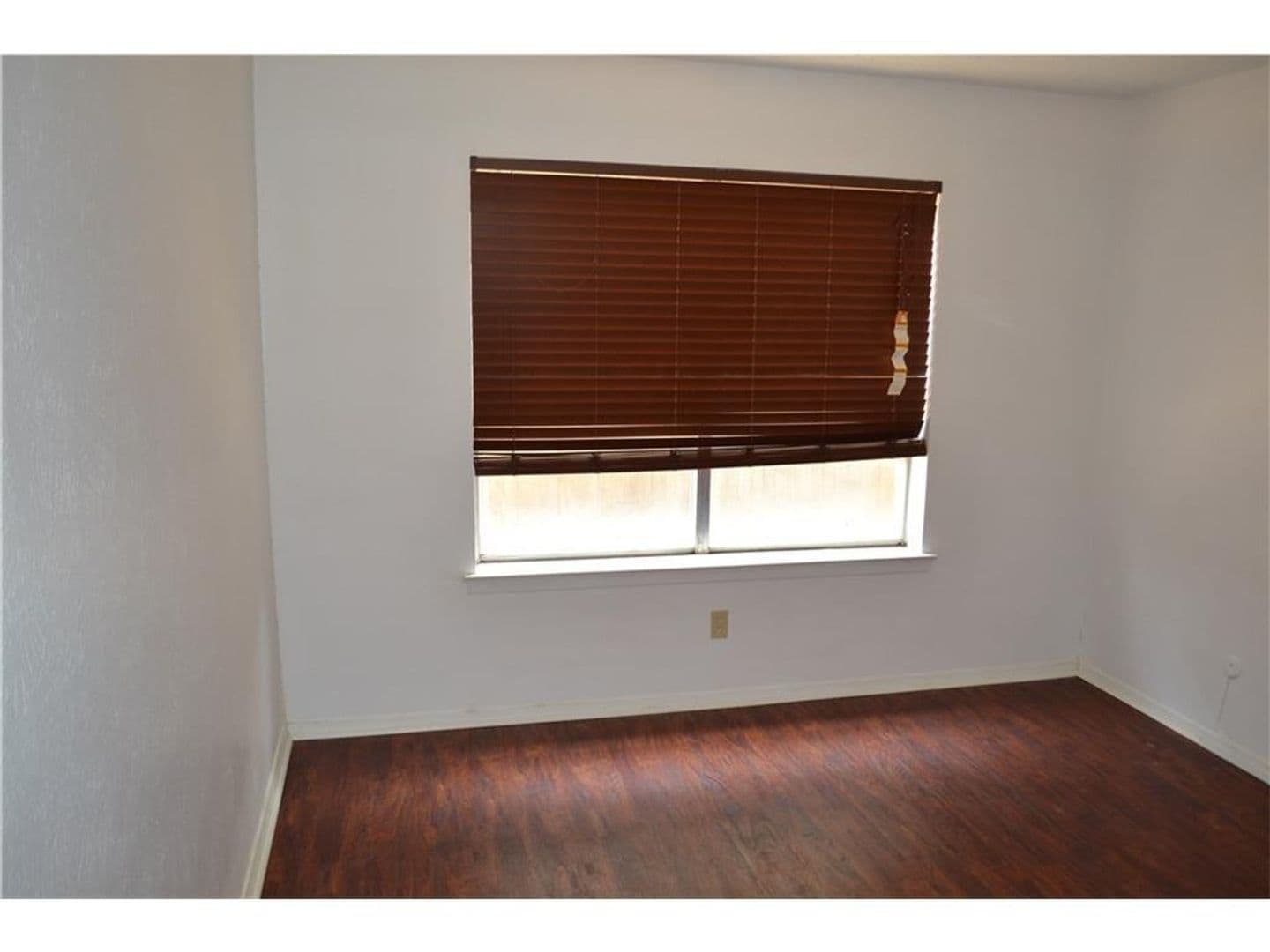 Denton Apartment: 1107 N Locust St.
