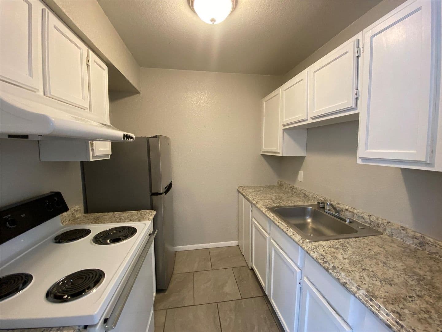 Denton Apartment: 701 W Sycamore Street