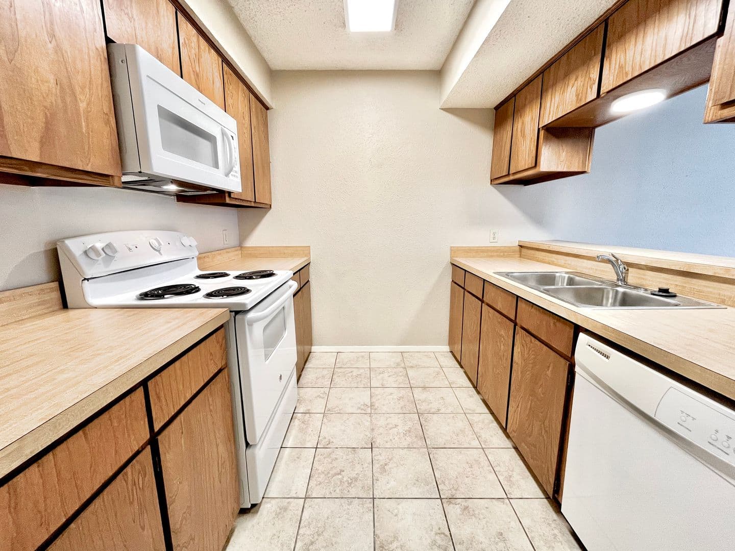 Denton House: 1247 Dallas Drive