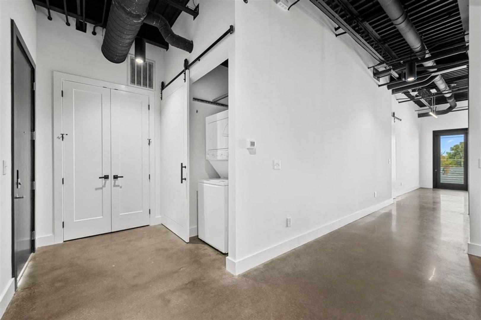 Bowling Green Apartment: 1131 Fairview Avenue