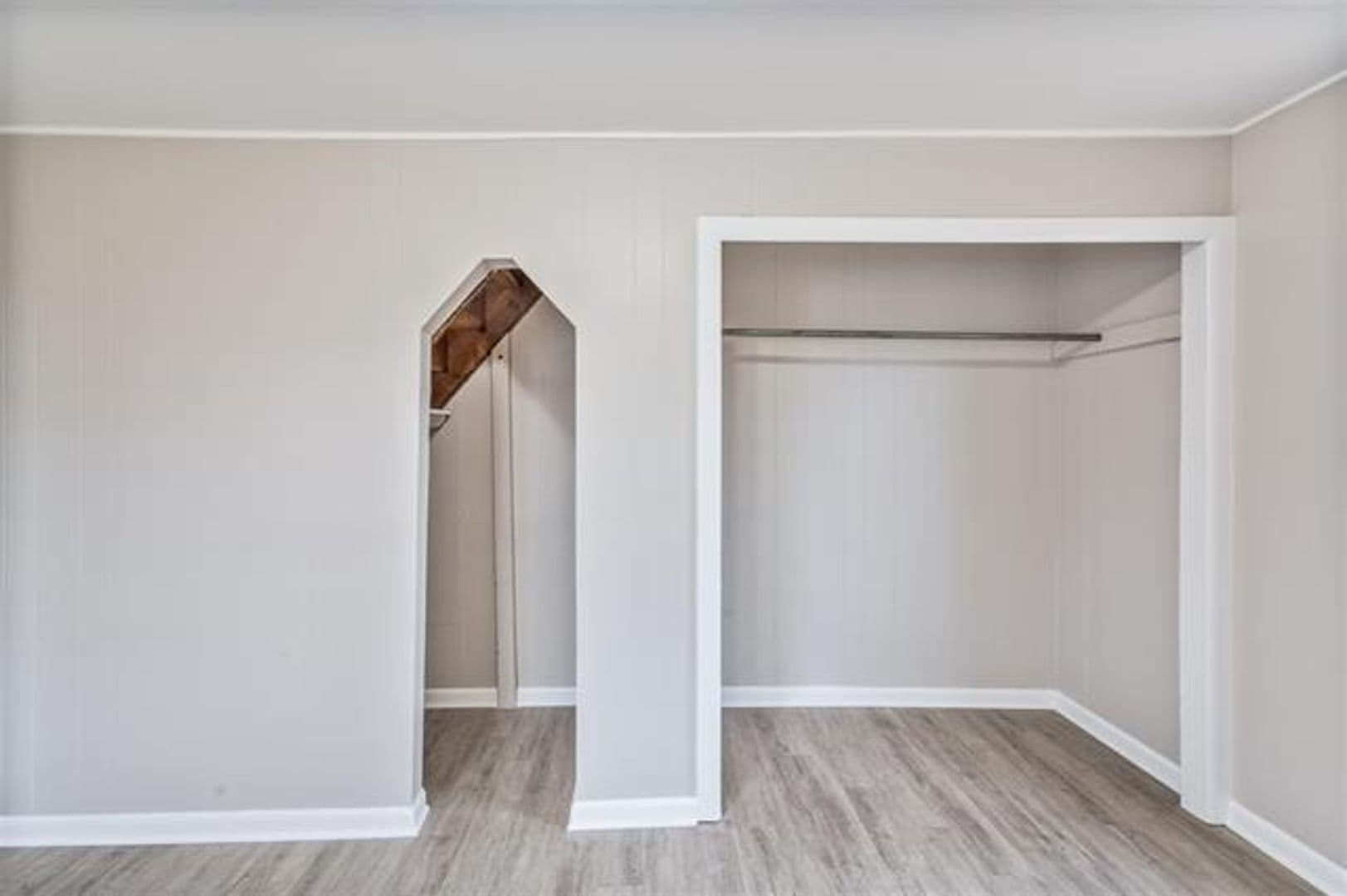 Glasgow House: 229 Eastview