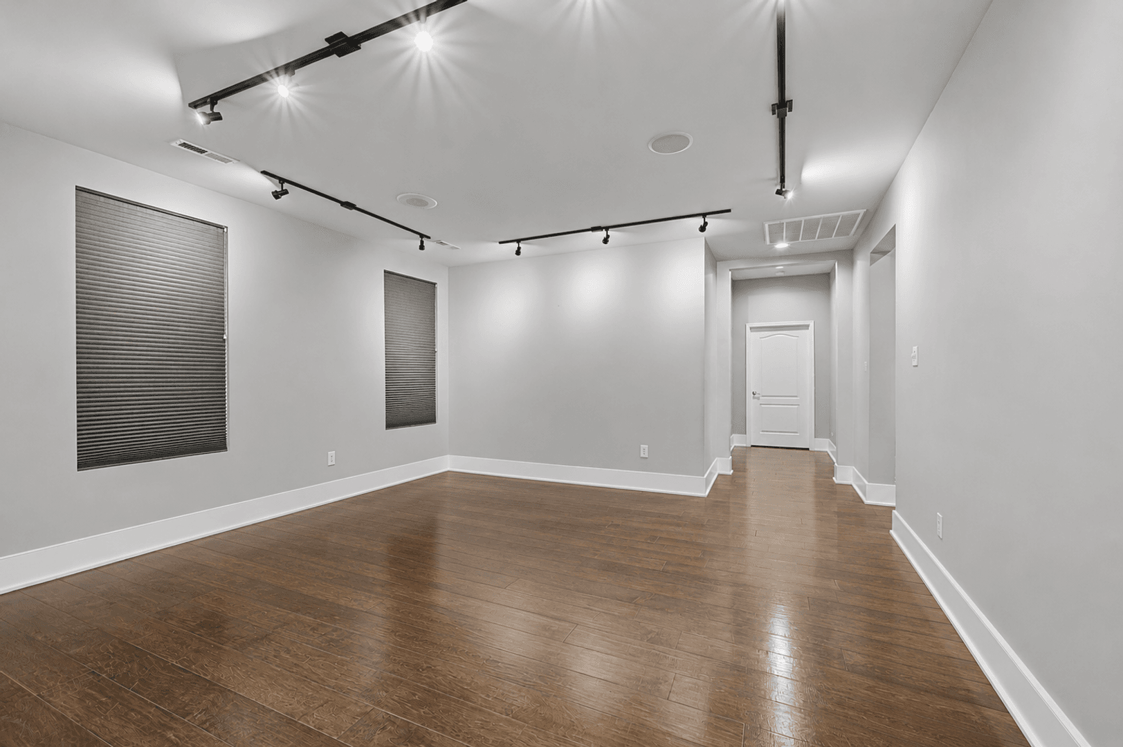 Bowling Green Apartment: 1044 Chestnut Street