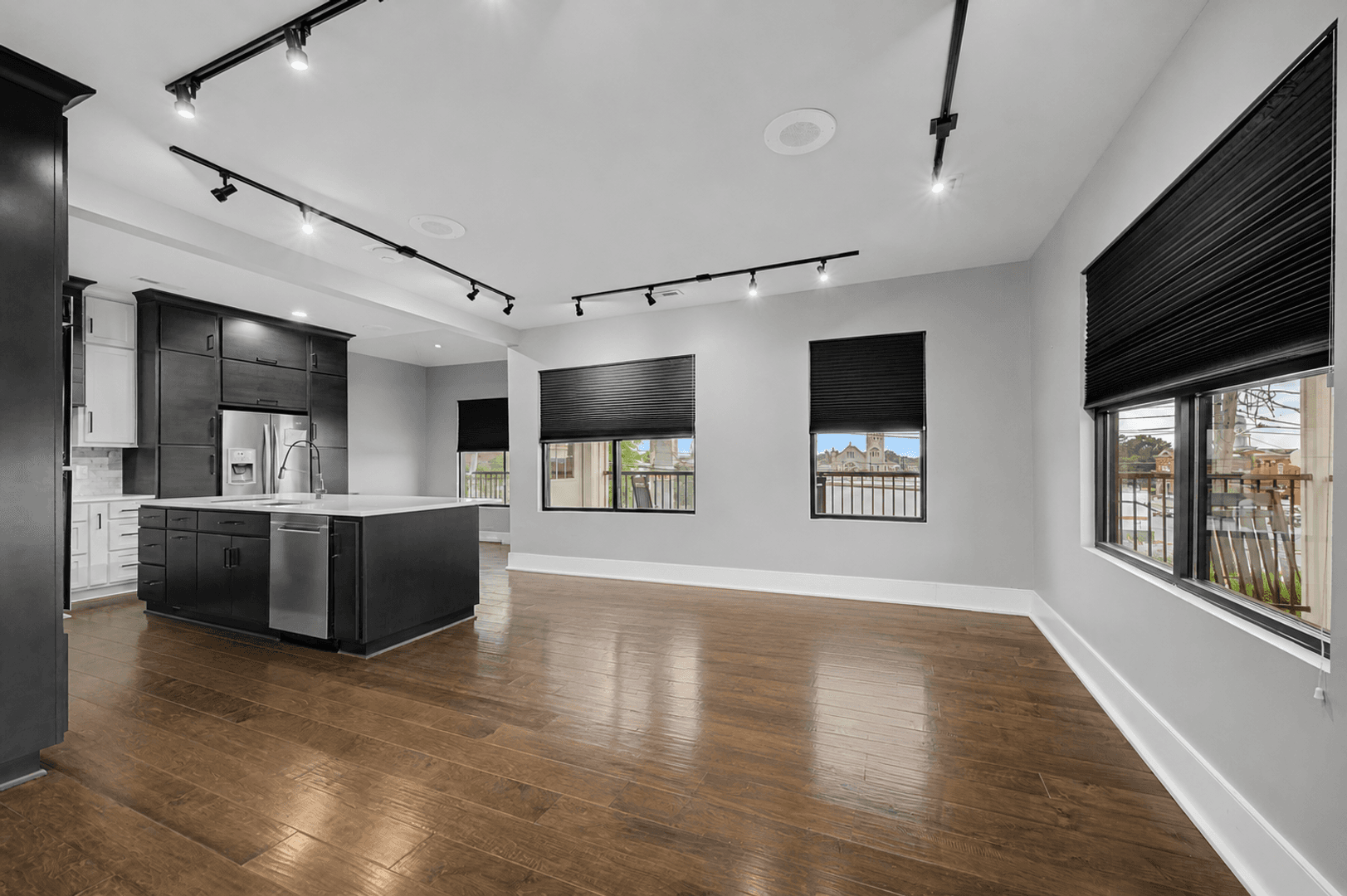 Bowling Green Apartment: 1044 Chestnut Street