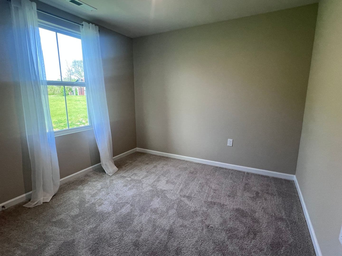 Franklin House: 605 Merle Avenue