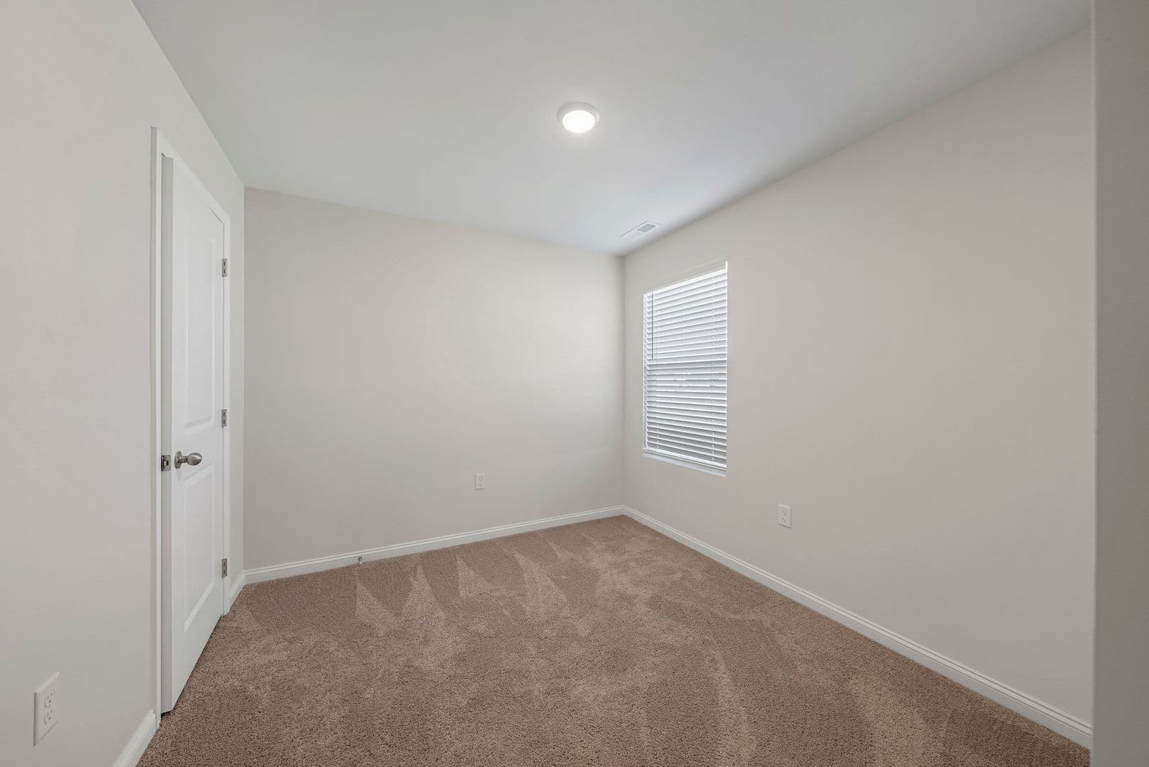 Bowling Green House: 3142 White Ash Street