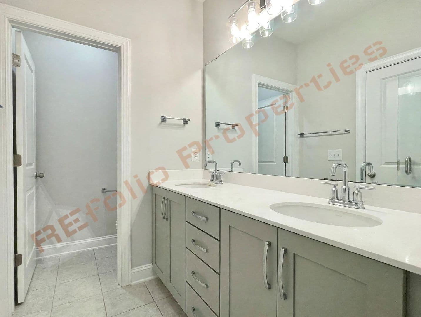 Cary Townhome: 835 Napier Drive