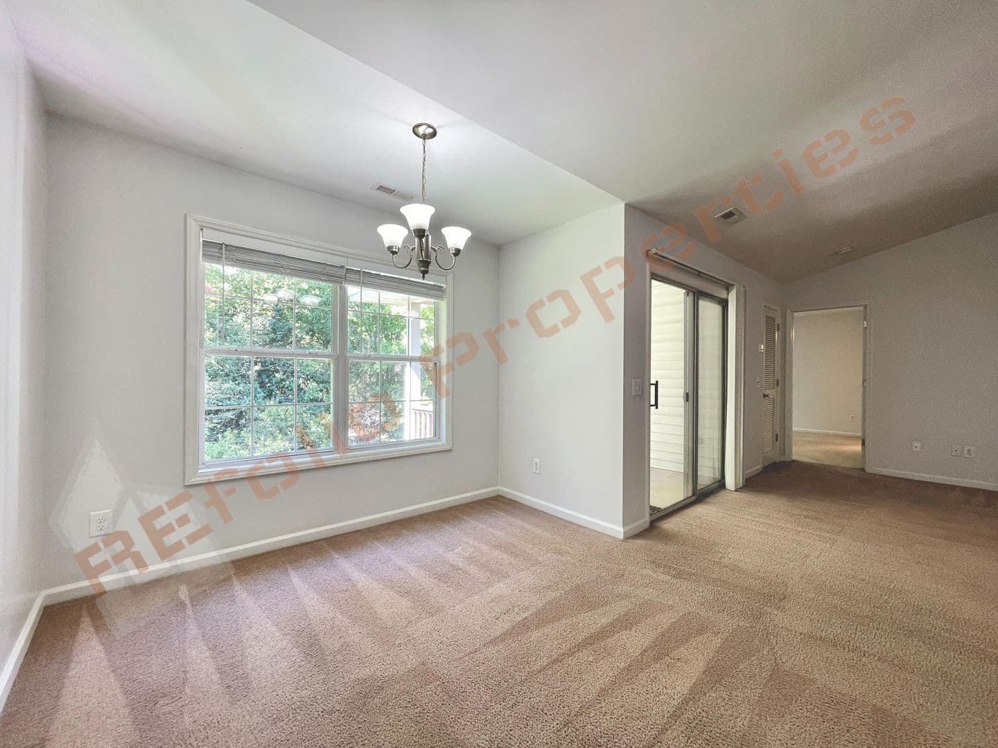 Cary Condo: 3622 Wellington Ridge Loop