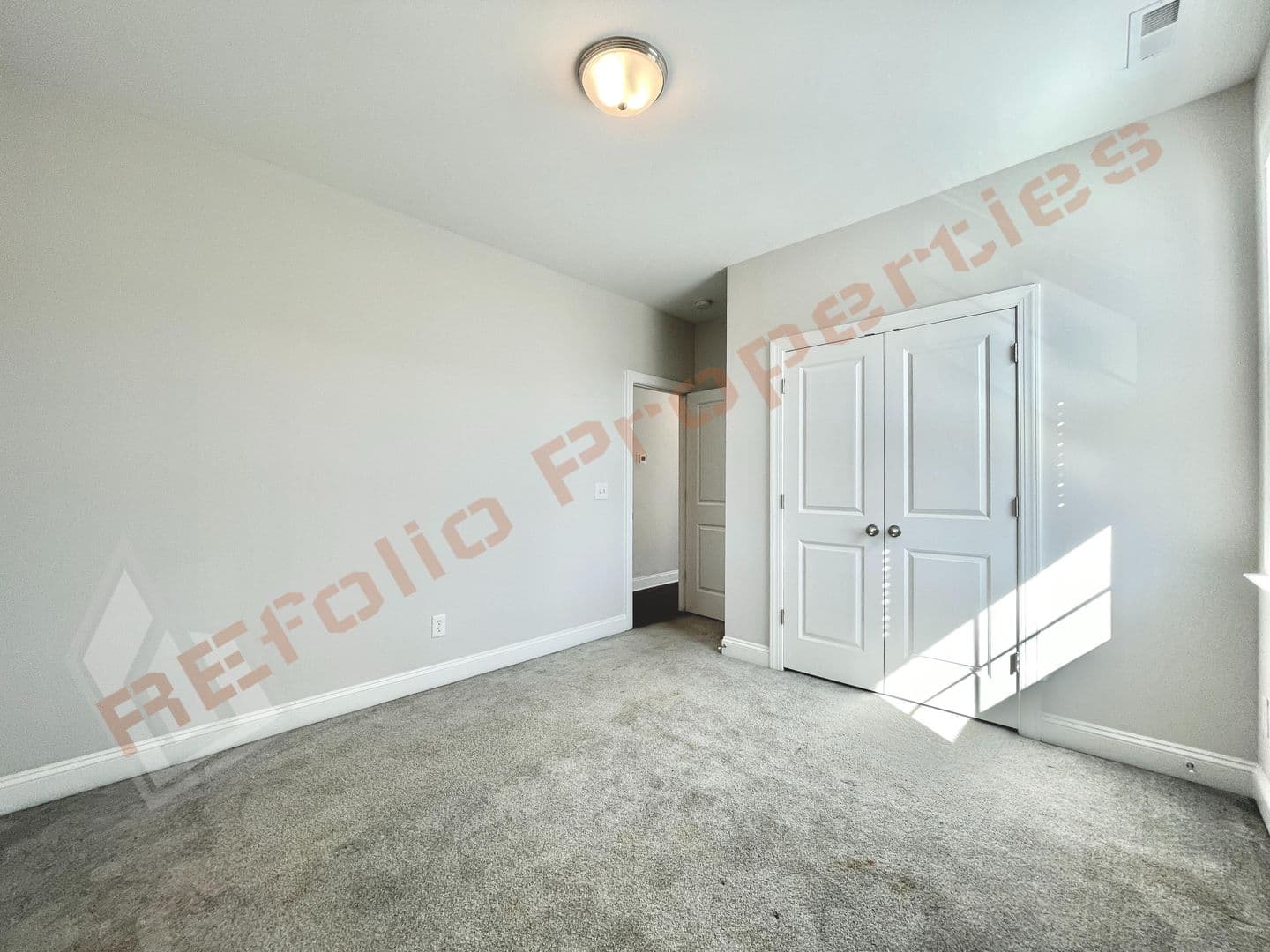 Cary Townhome: 835 Napier Drive