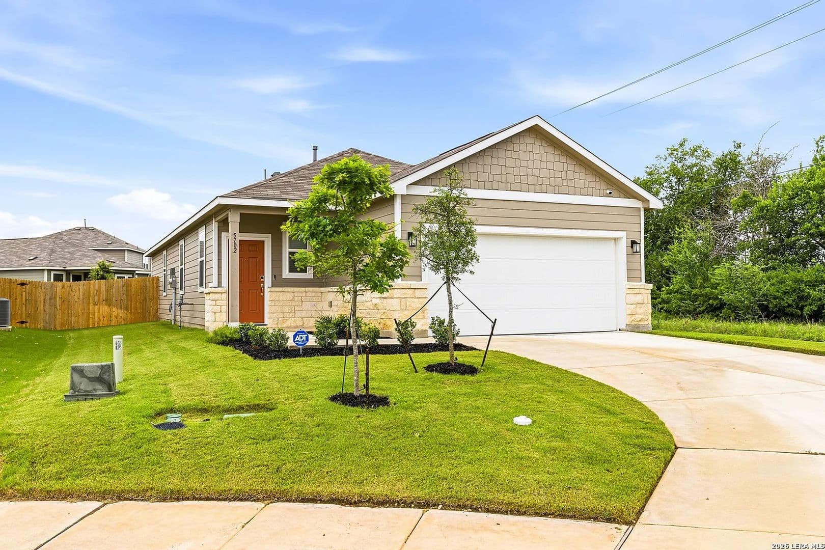 San Antonio House: 5702 Topaz Way