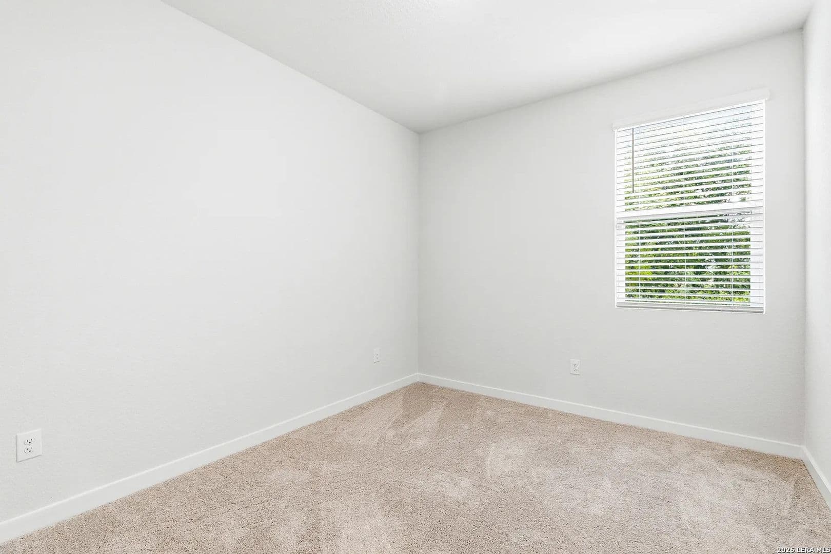 San Antonio House: 5702 Topaz Way