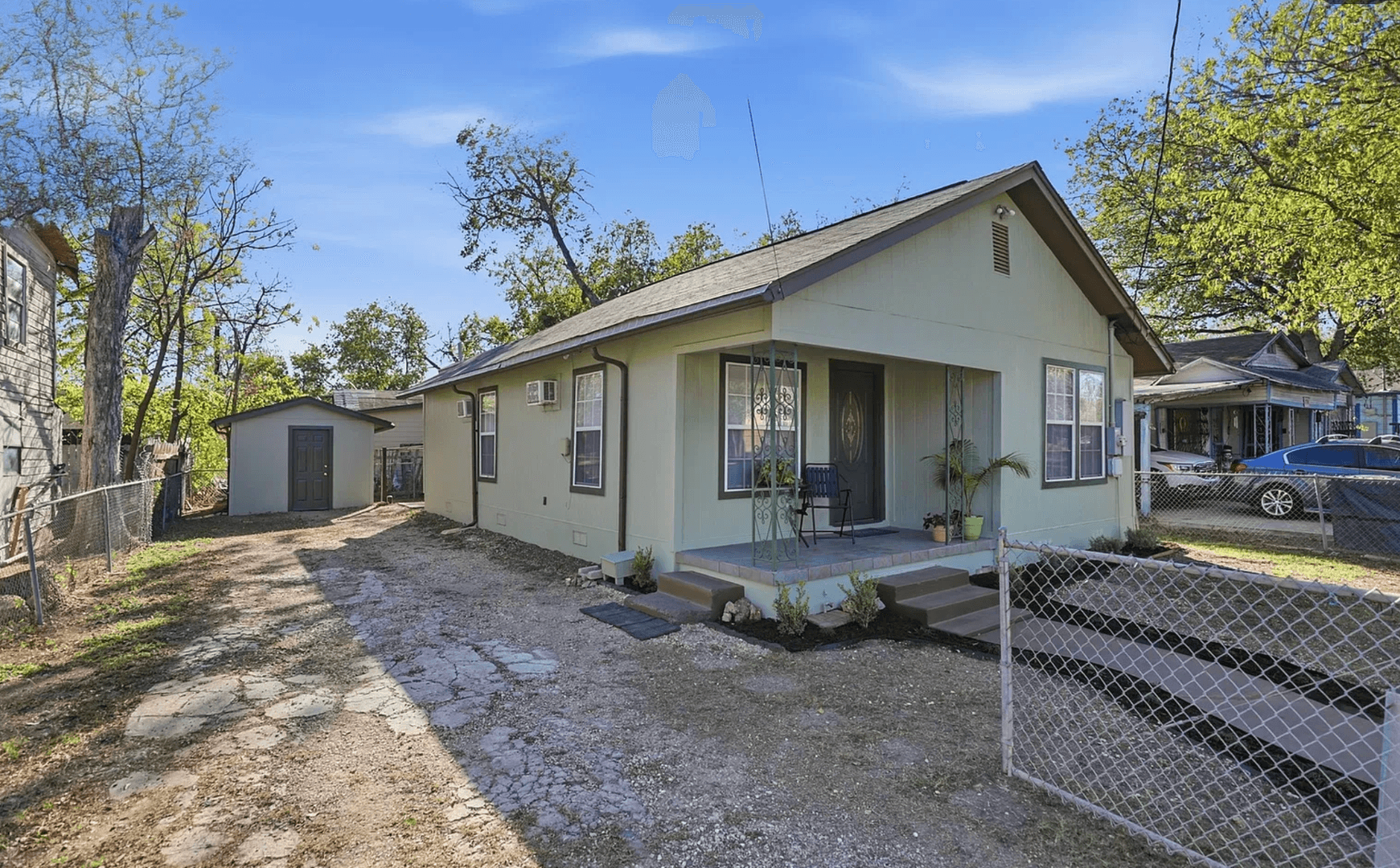 San Antonio House: 2714 Tampico St