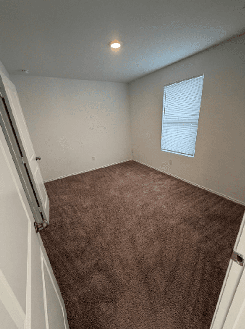 San Antonio House: 7259 Duck Pond