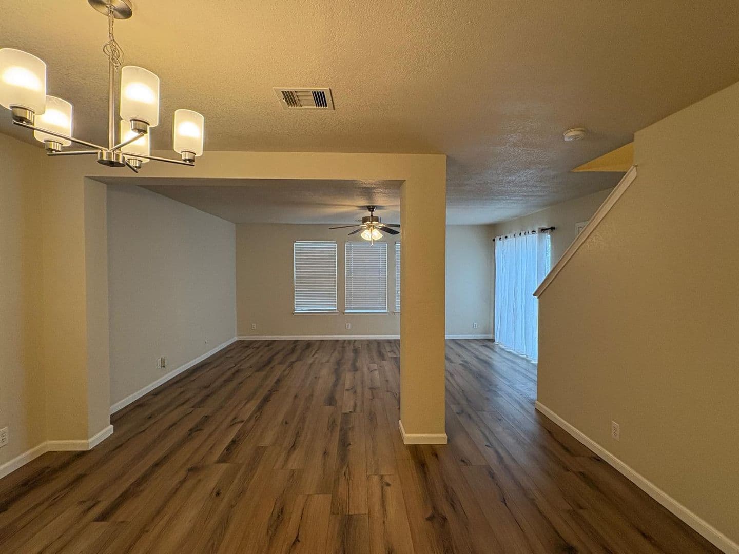 San Antonio House: 4915 Bear Wood