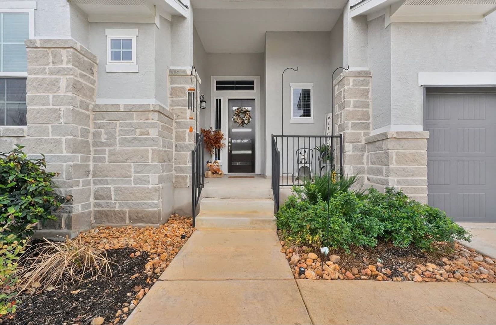 Castroville House: 164 Jereth Crossing