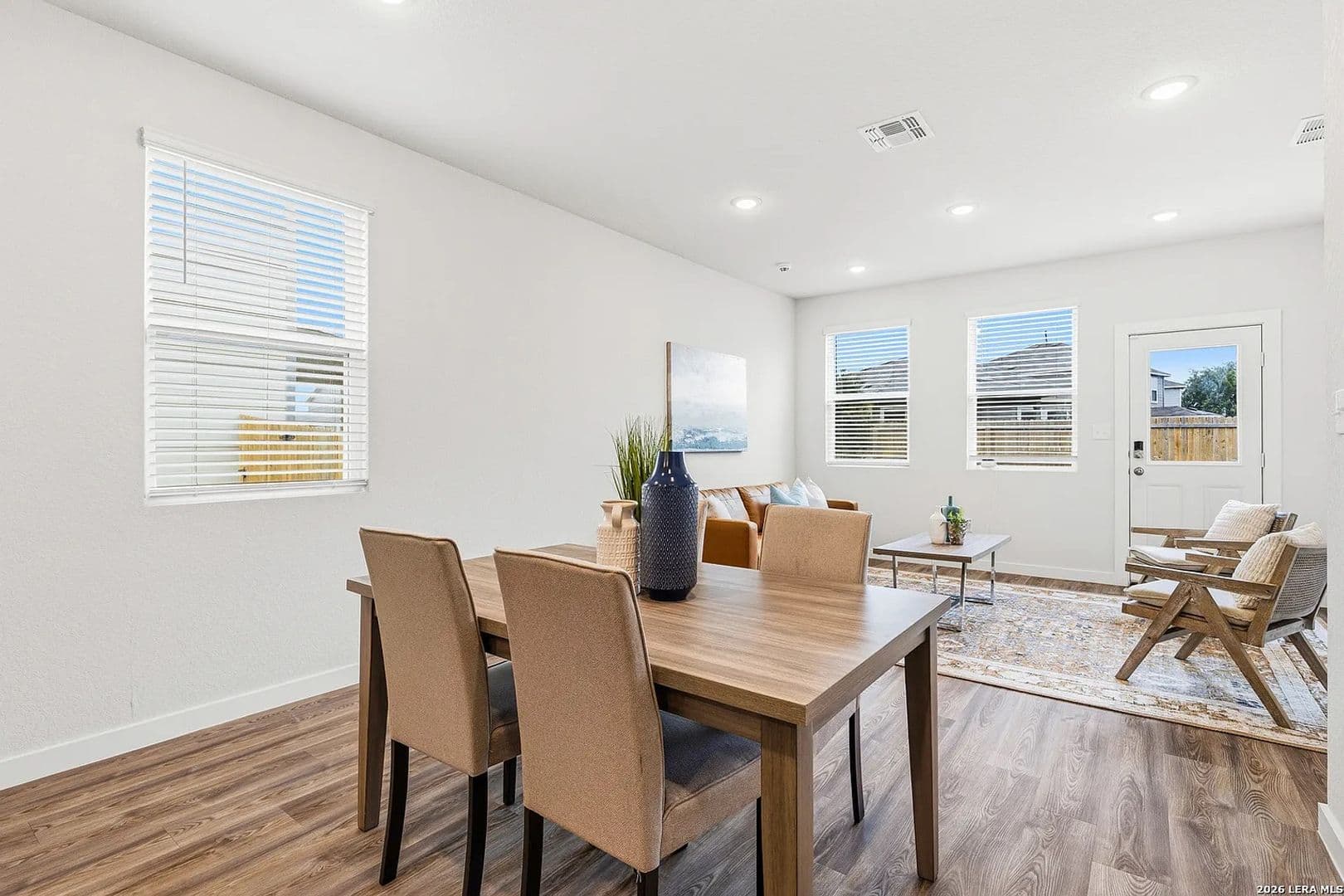 San Antonio House: 5702 Topaz Way