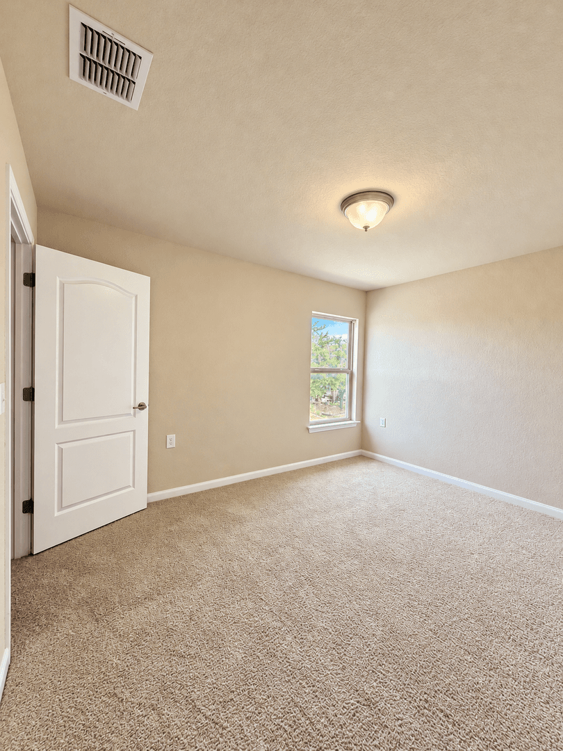 San Antonio House: 2219 Lily Pad Ln