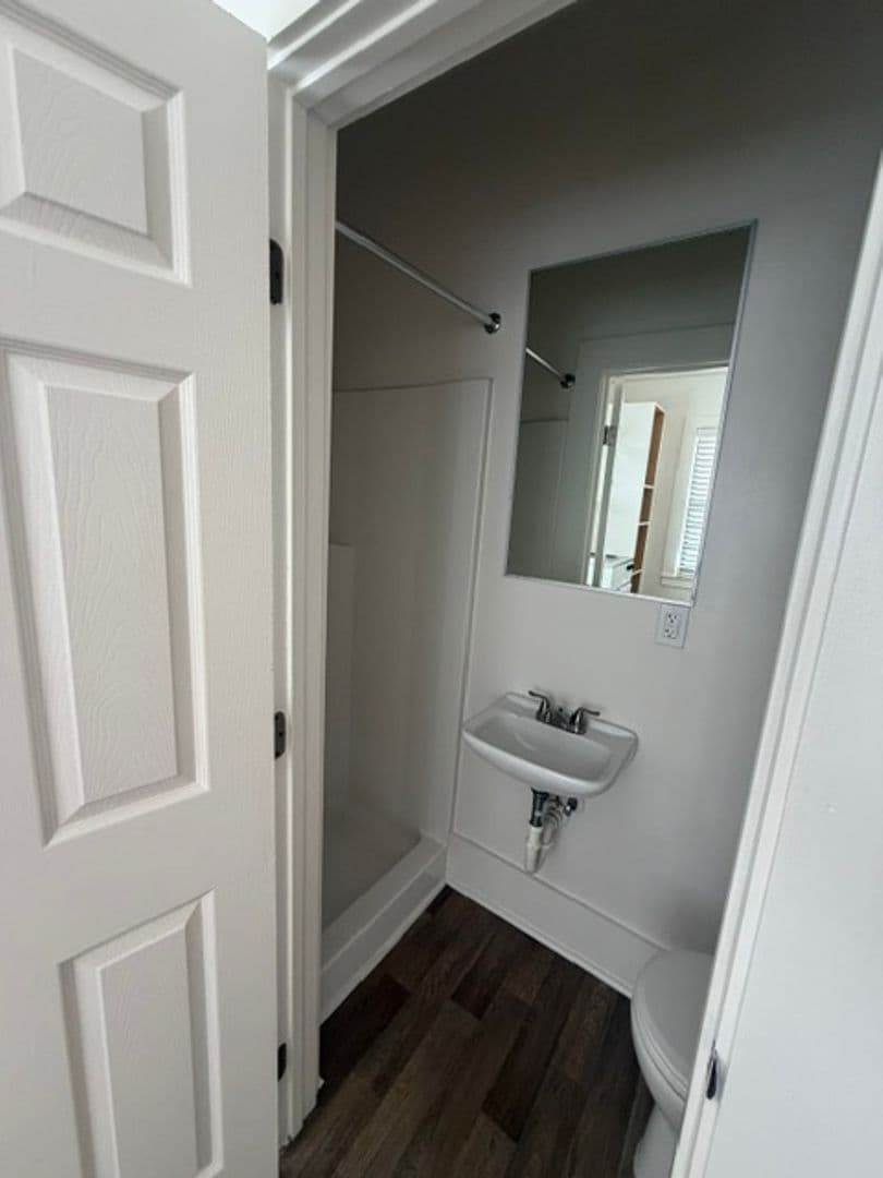 San Ysidro Apartment: 148-152 W San Ysidro Boulevard