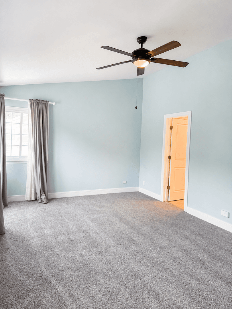 Streamwood Townhome: 103 Brittany Drive