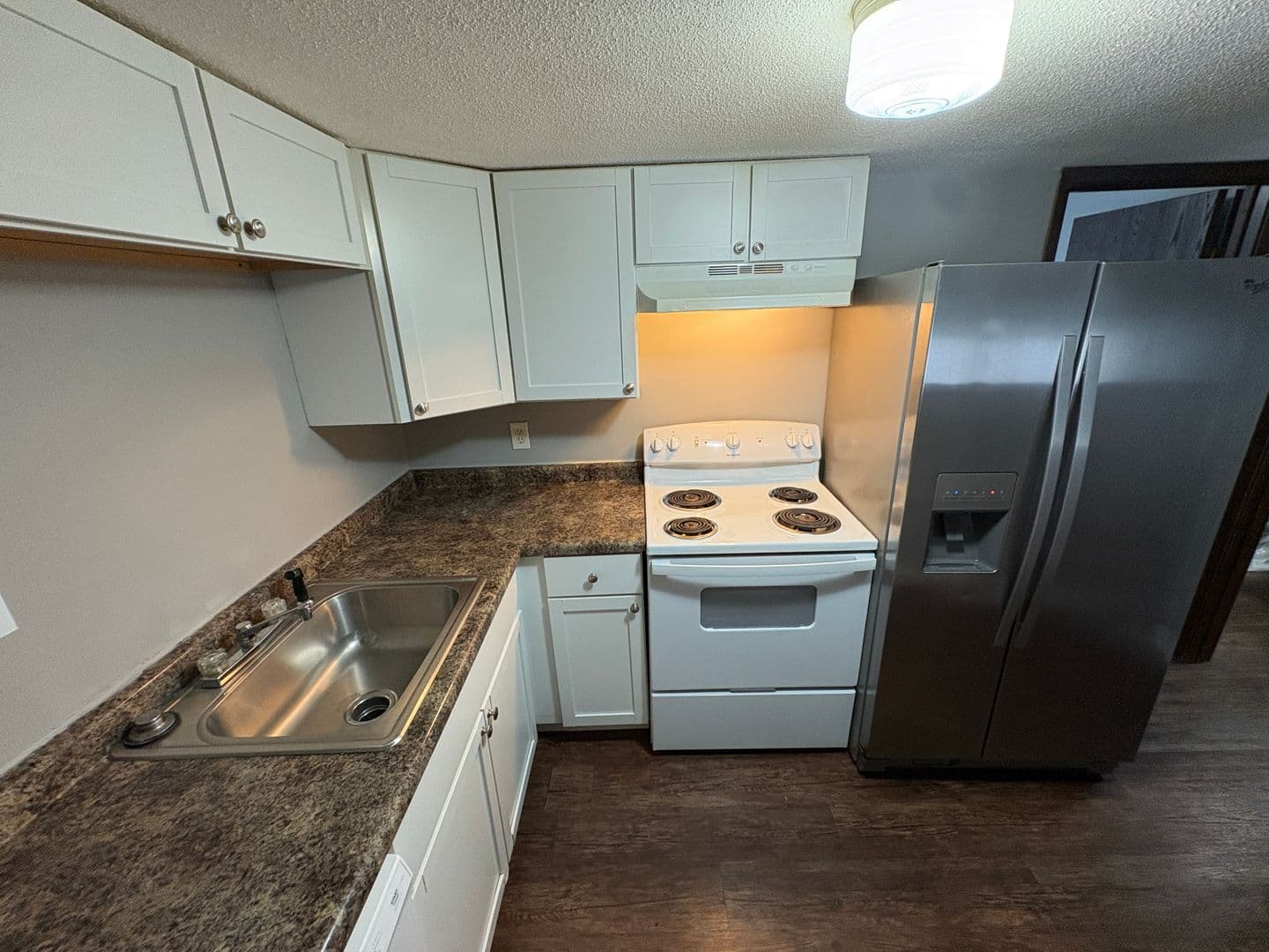 Lincoln Apartment: 3300 Huntington Ave