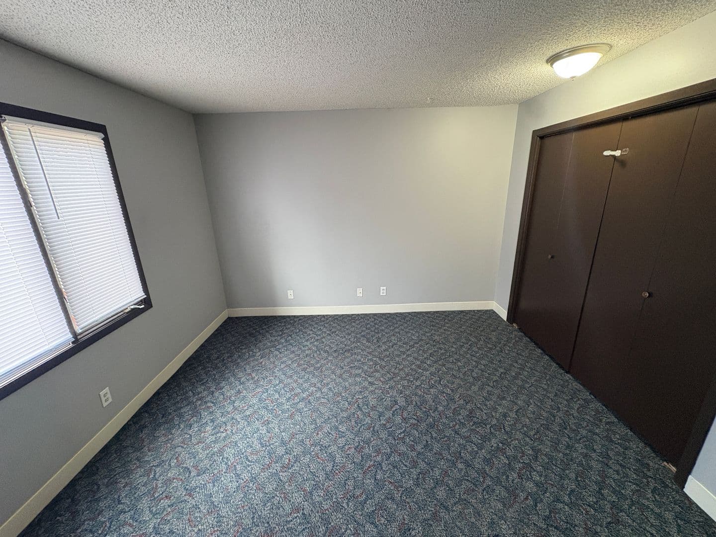 Lincoln Apartment: 1528 S. 19th street