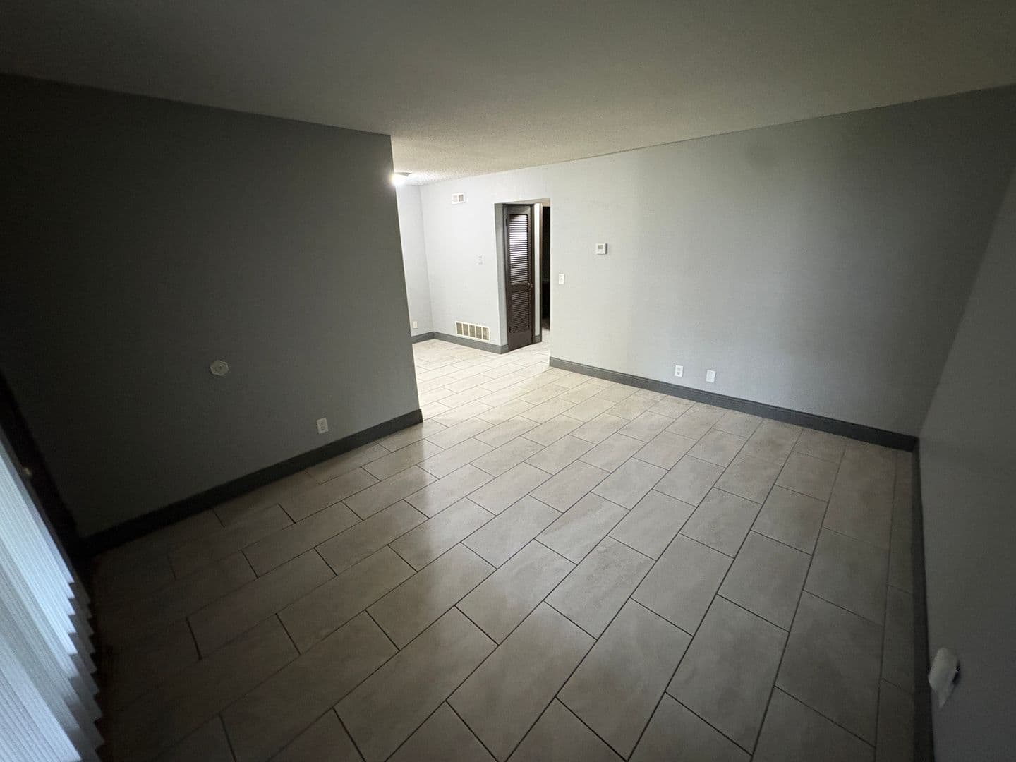 Lincoln Apartment: 1528 S. 19th street