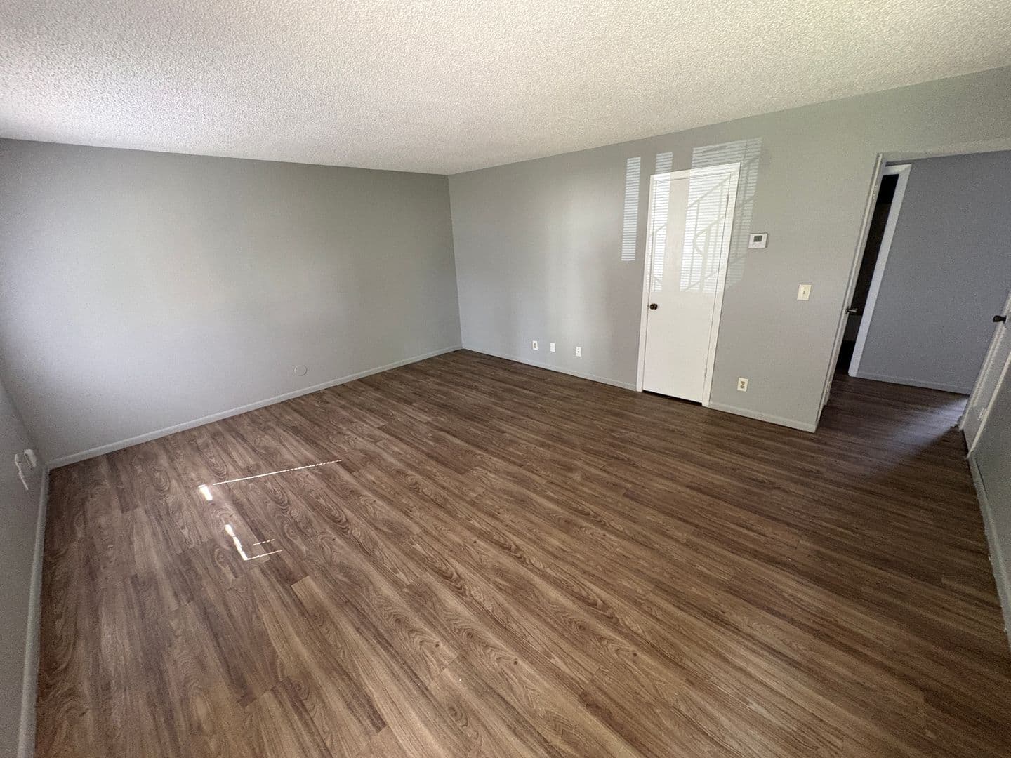 Lincoln Apartment: 1528 S. 19th street