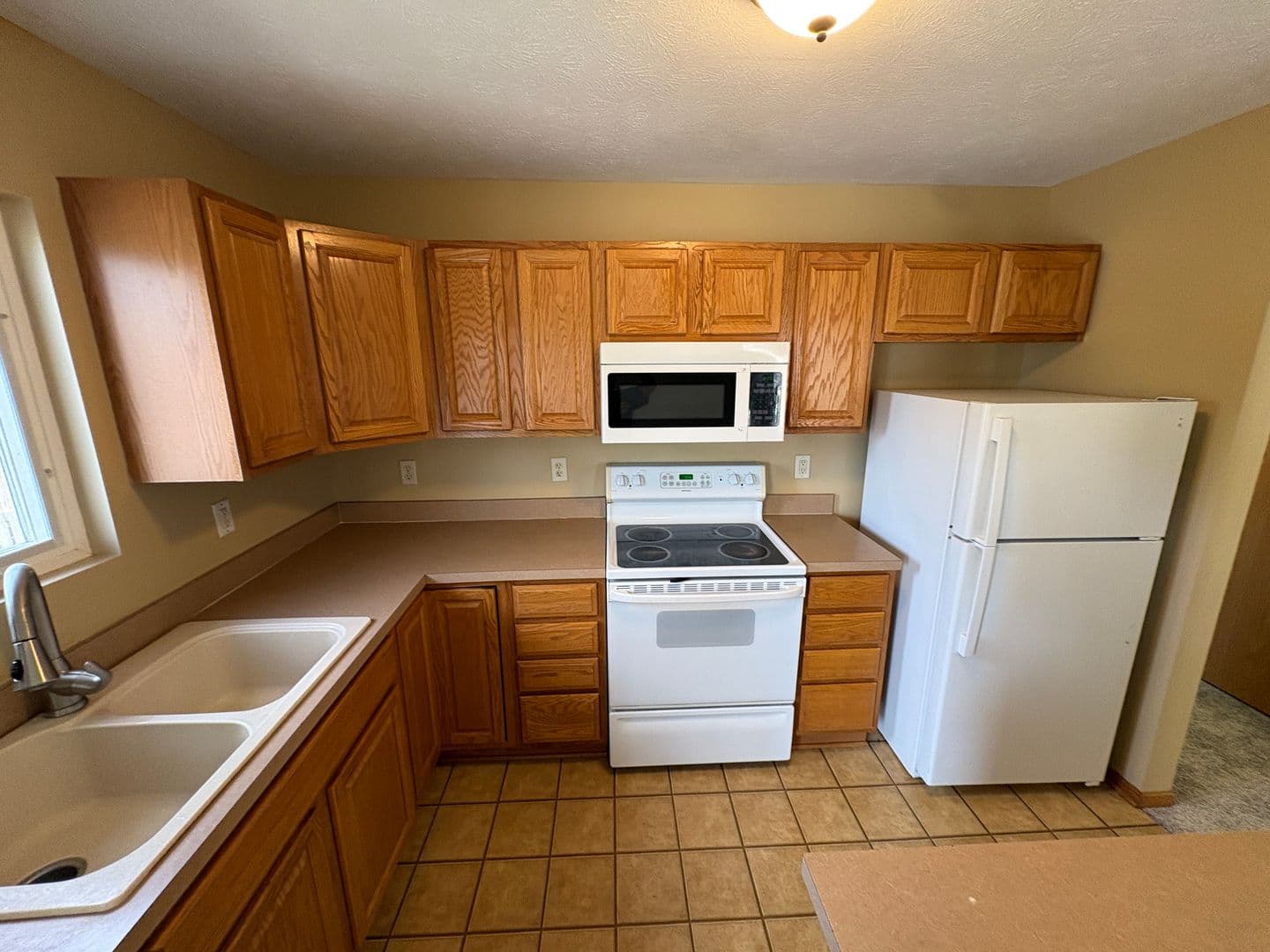 Lincoln Townhome: 6834 Whitewater Lane