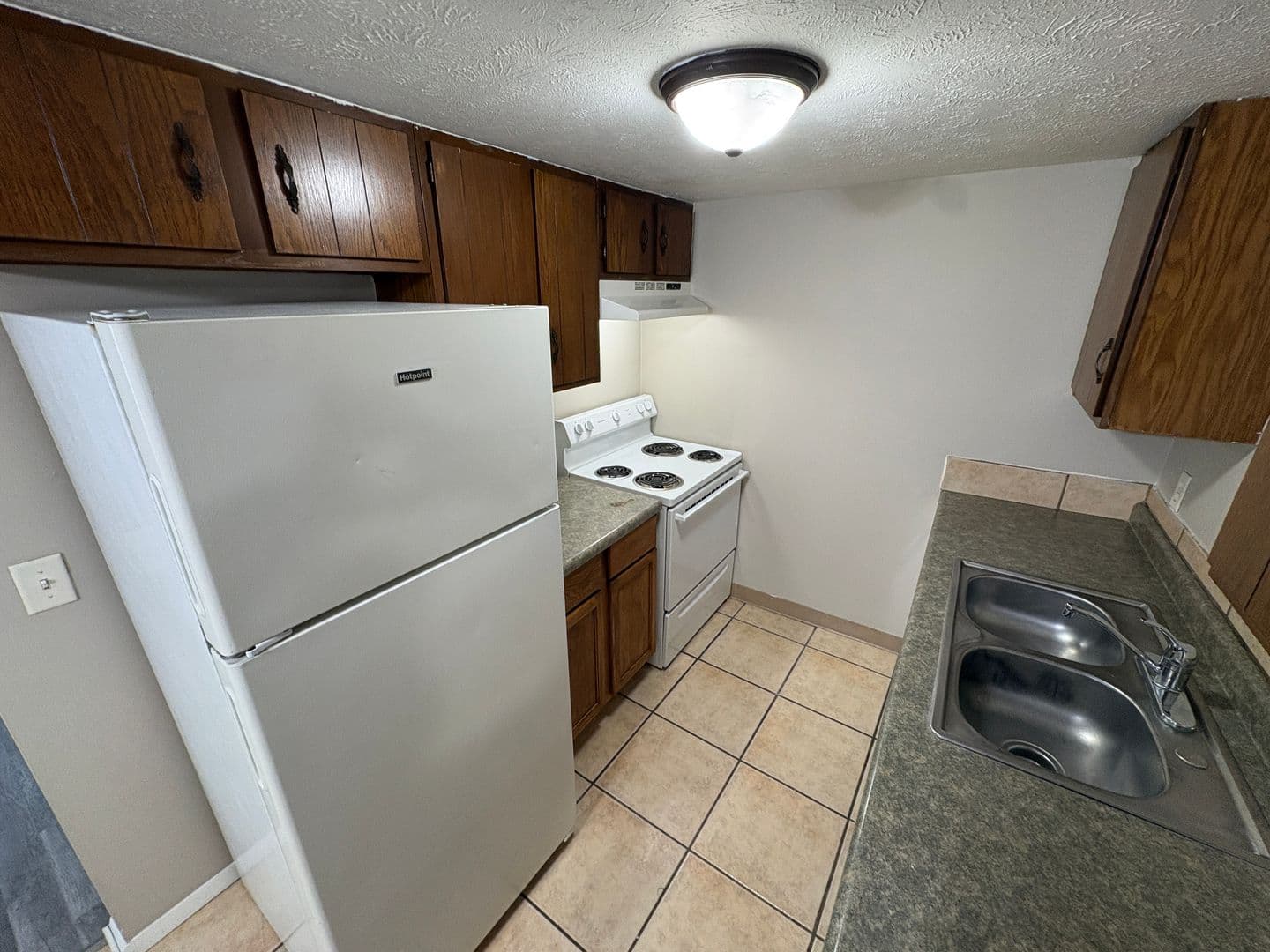 Lincoln Apartment: 2015 J street
