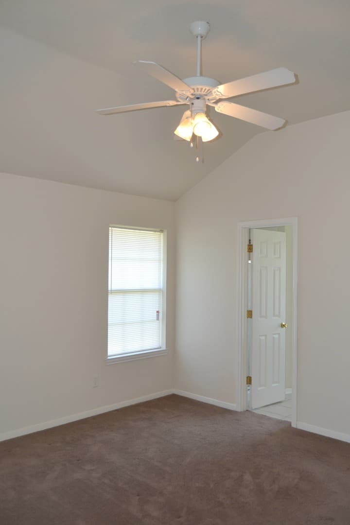 Killeen House: 4606 Michael Drive