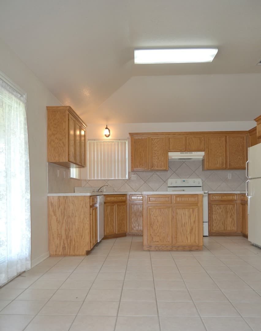 Killeen House: 4606 Michael Drive