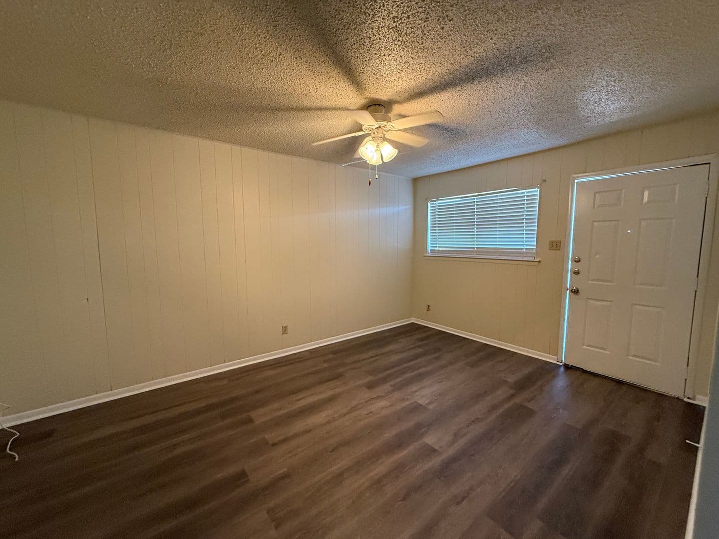 Killeen Apartment: 2902 Lake Road