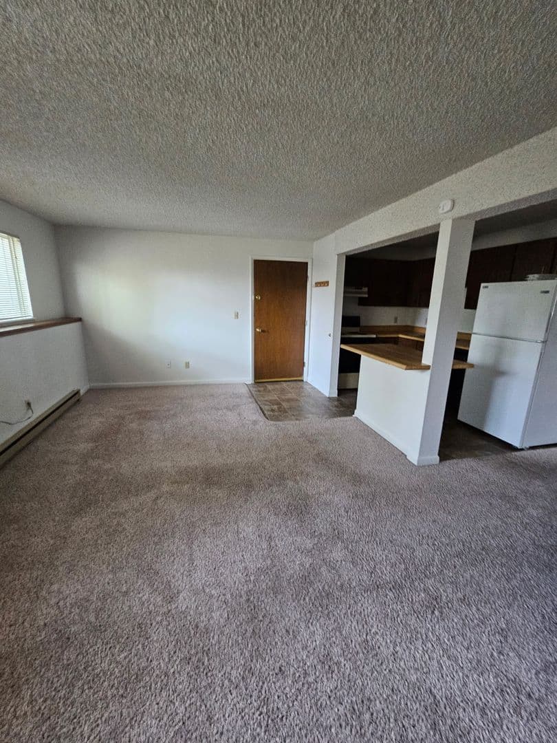 Casper Apartment: 411 S. Jefferson Street