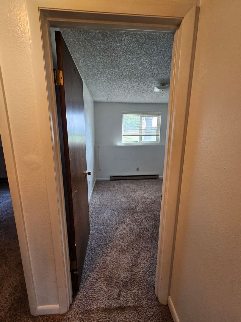Casper Apartment: 411 S. Jefferson Street