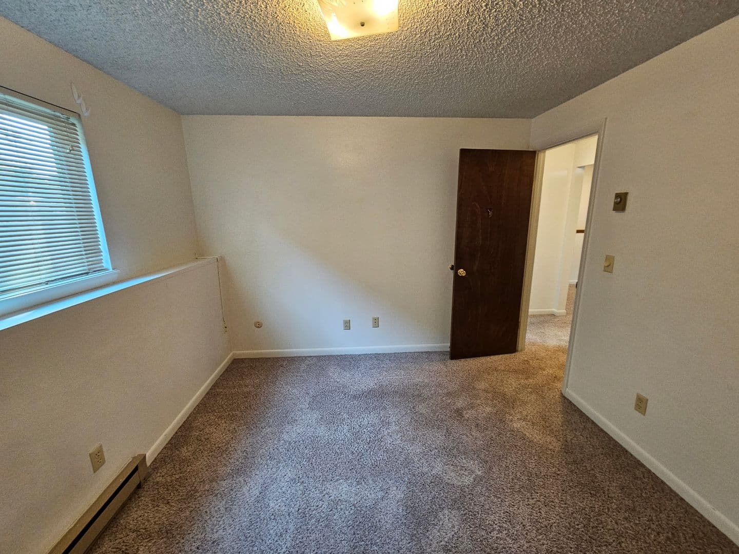 Casper Apartment: 411 S. Jefferson Street