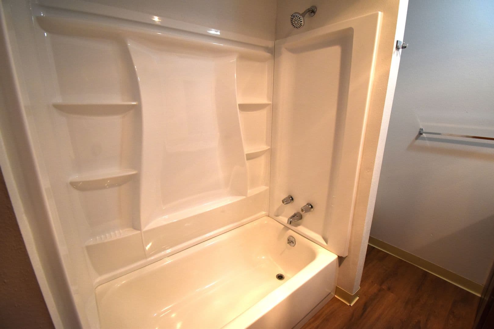 Lebanon Apartment: 52,54,56,62,64,66 Wheeler St.