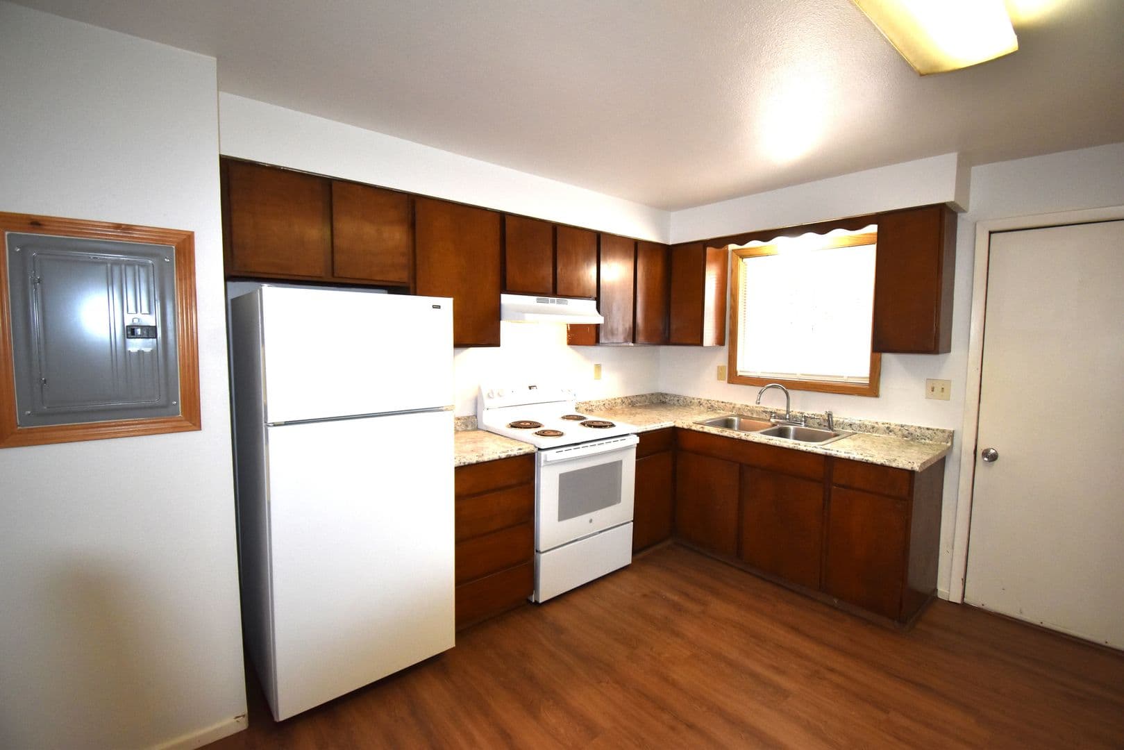 Lebanon Apartment: 52,54,56,62,64,66 Wheeler St.