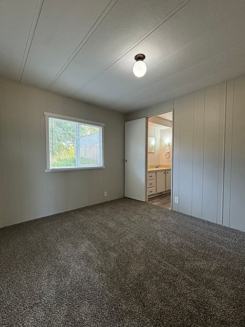 Albany House: 34715 Riverside Dr.