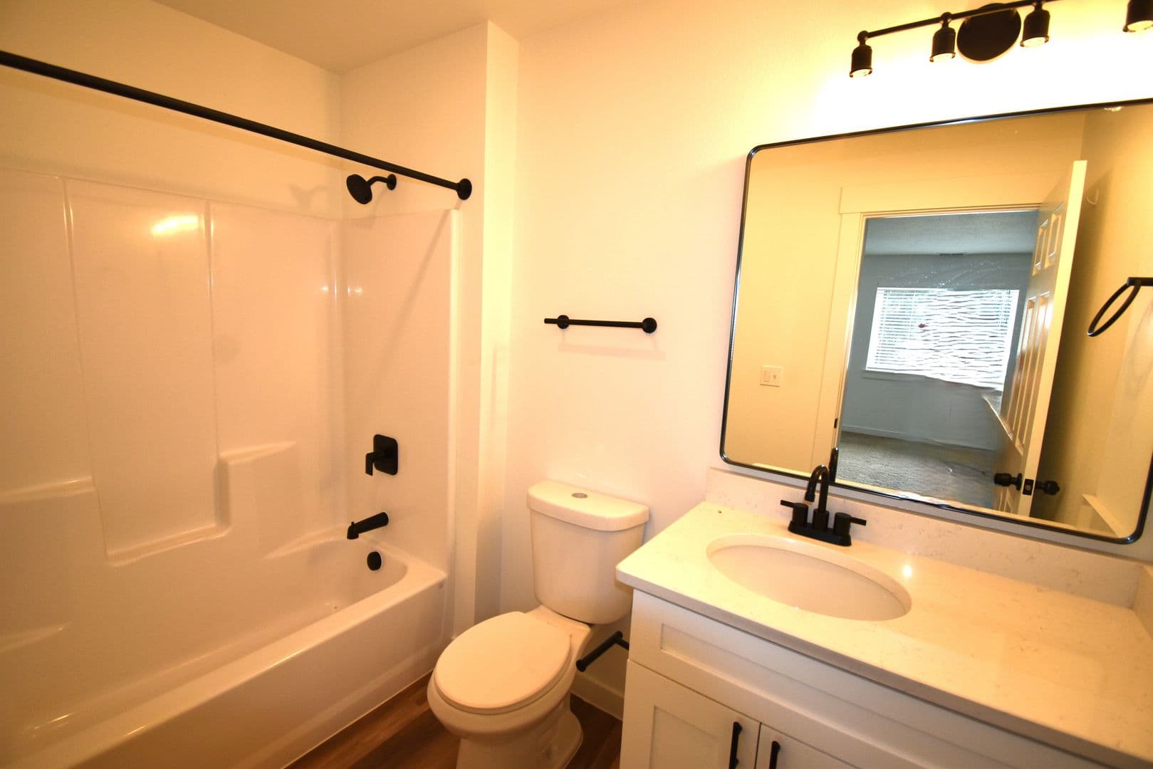 Sweet Home Apartment: 1307 22nd Ave