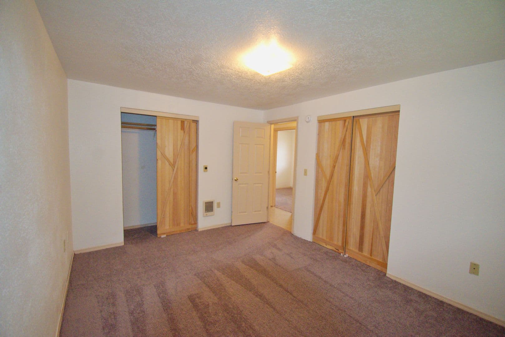 Lebanon Apartment: 125 E Elmore St