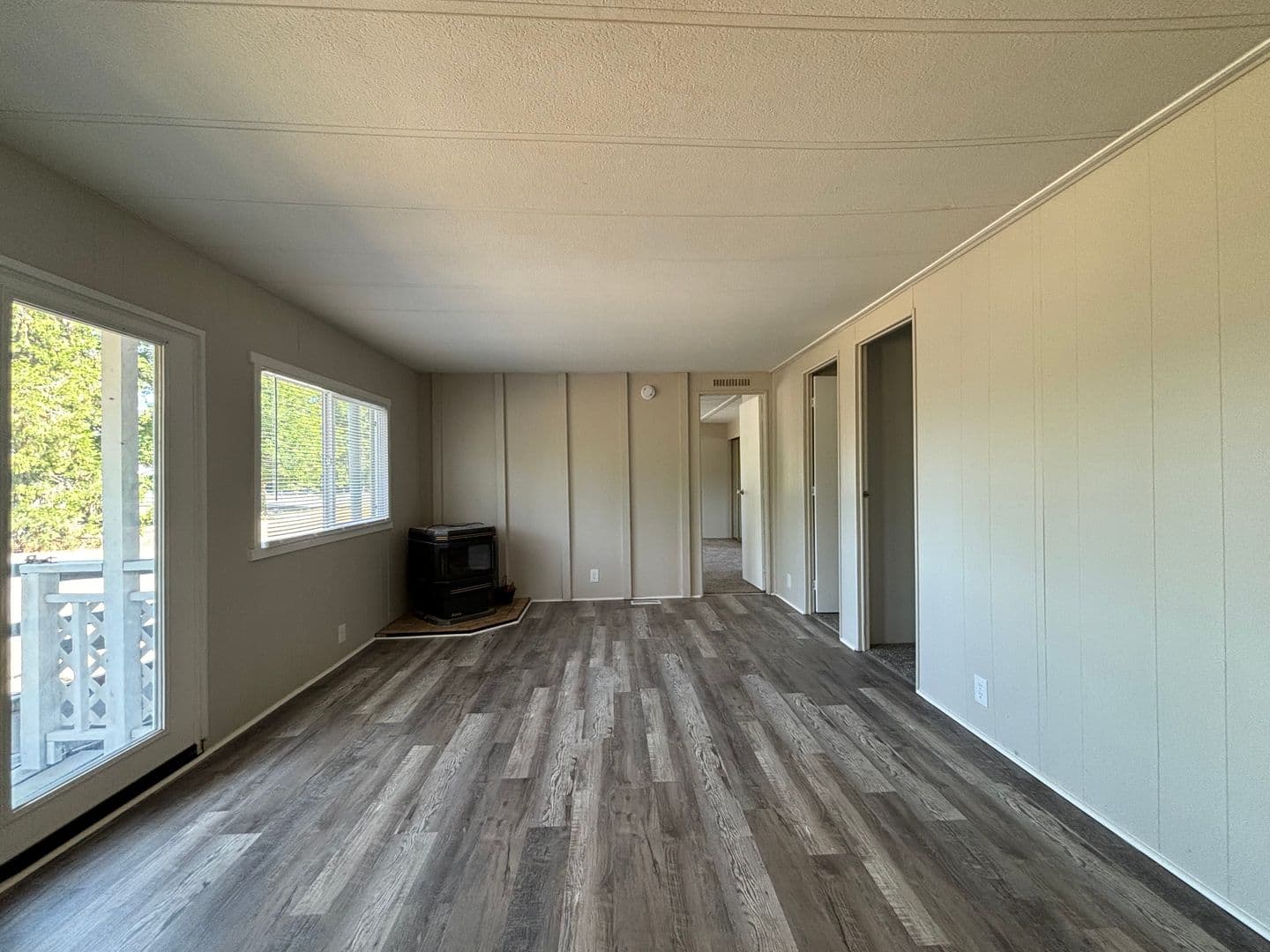 Albany House: 34715 Riverside Dr.