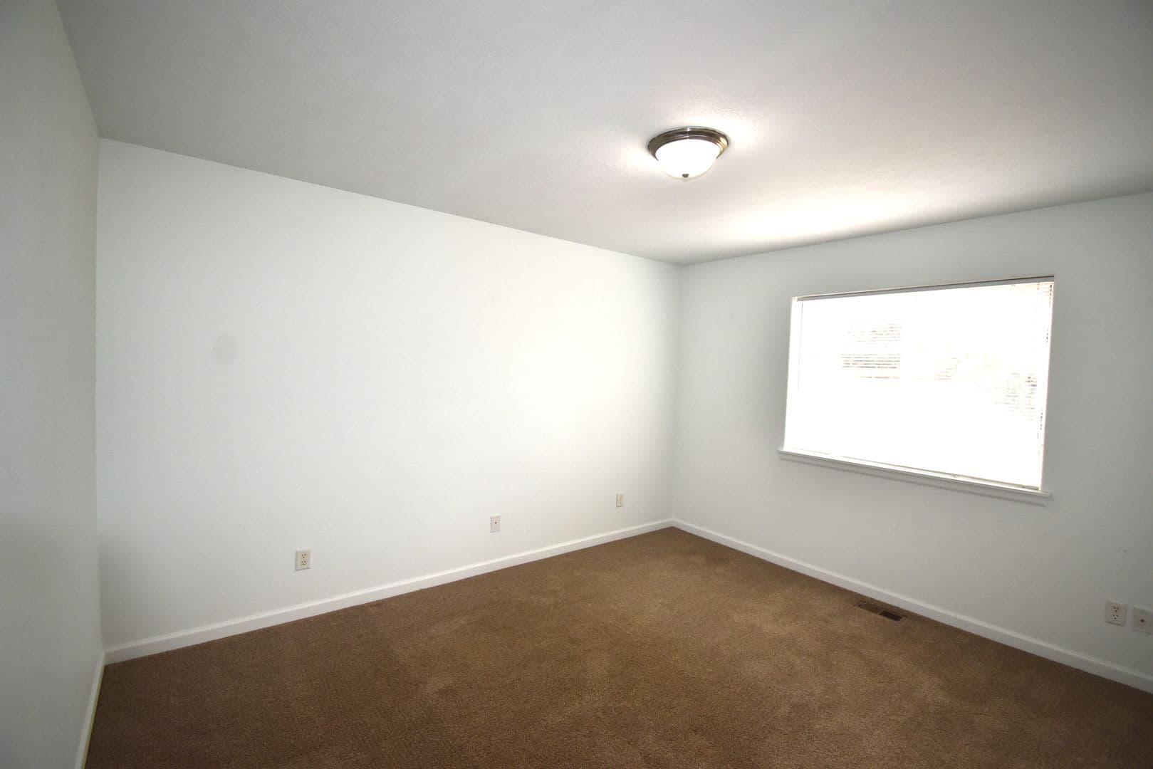 Lebanon House: 1043 Fuji Lane