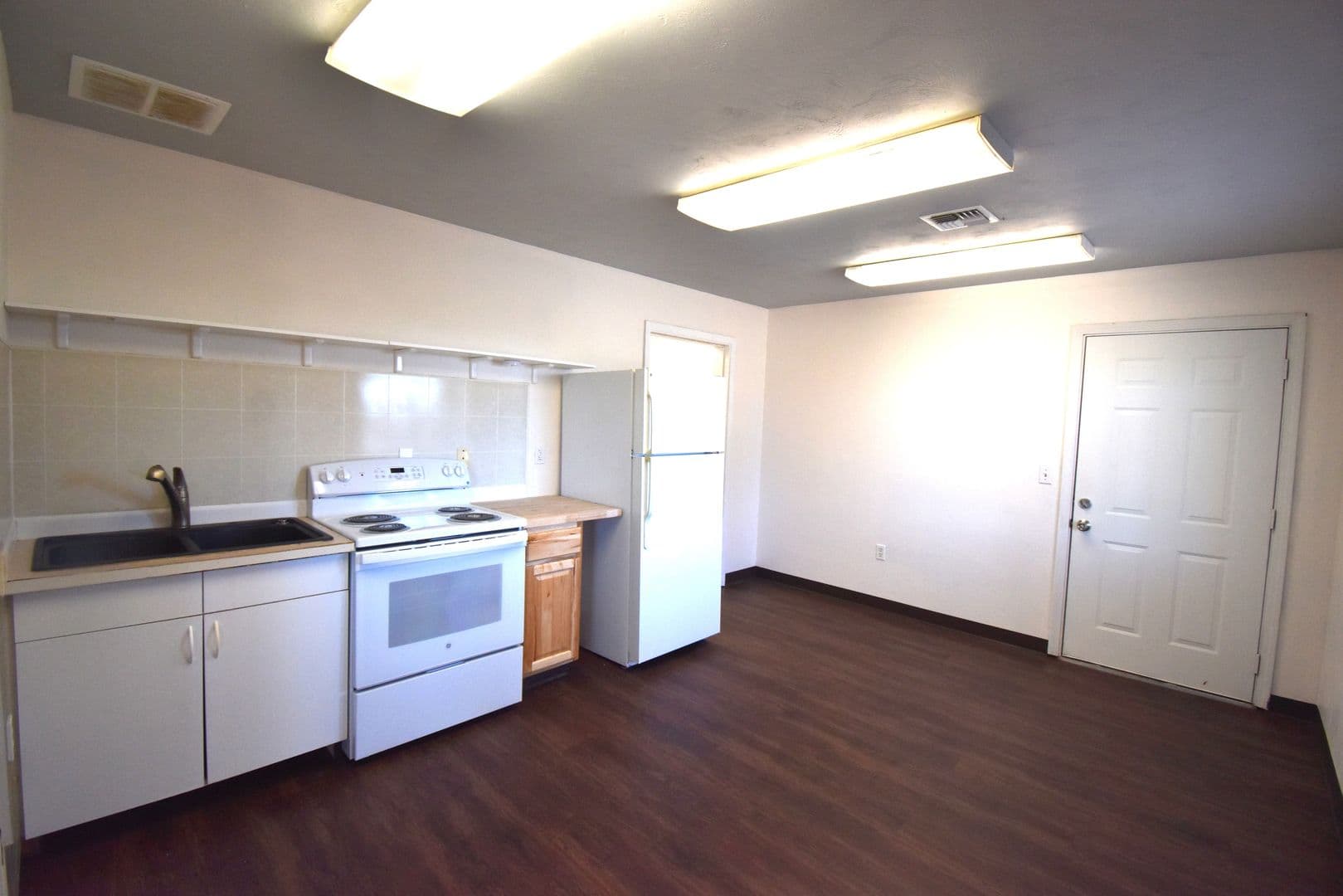 Albany House: 35725 Engle Rd. SE