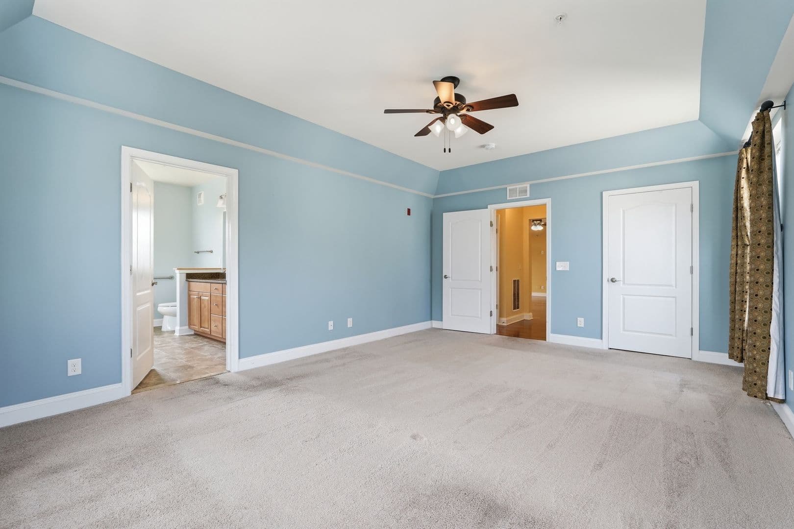 Manassas Condo: 9202 Charleston Drive