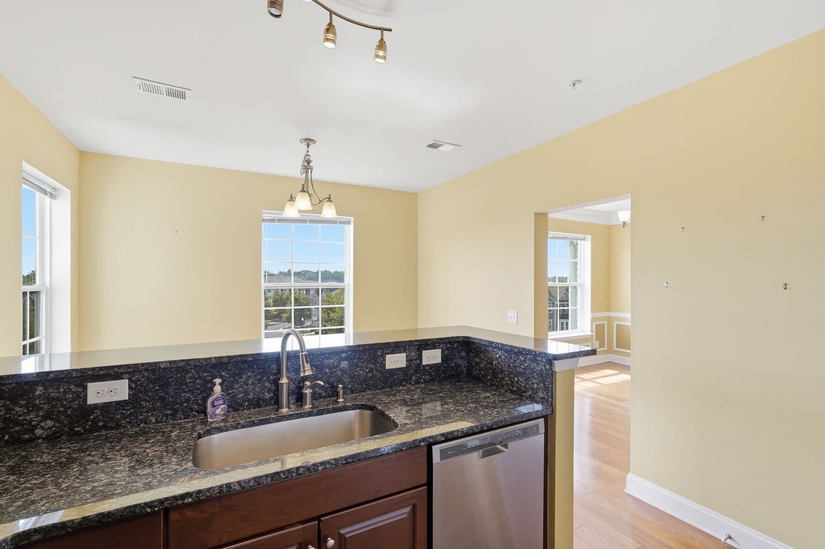Manassas Condo: 9202 Charleston Drive