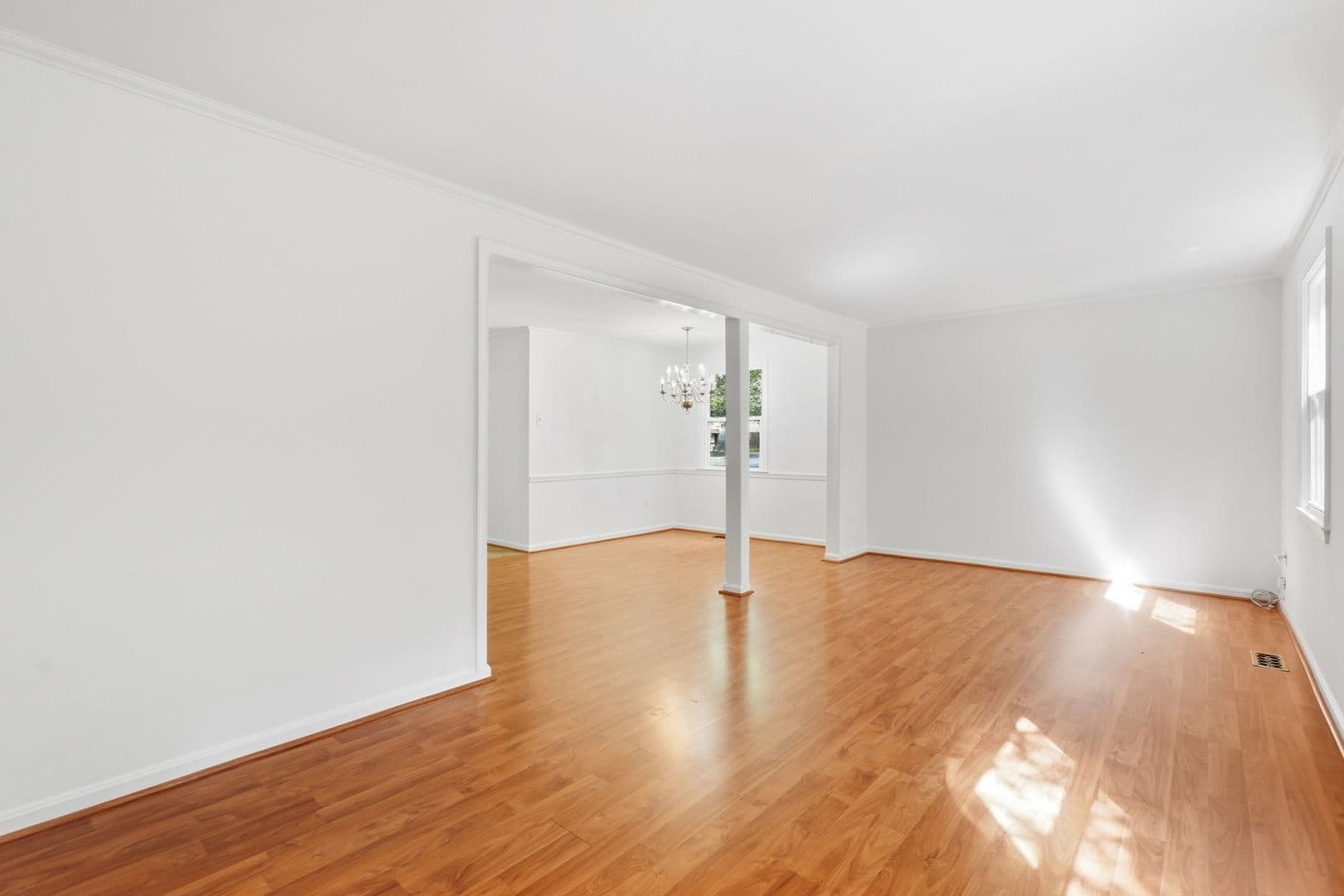 Fairfax House: 2915 Ellenwood Drive
