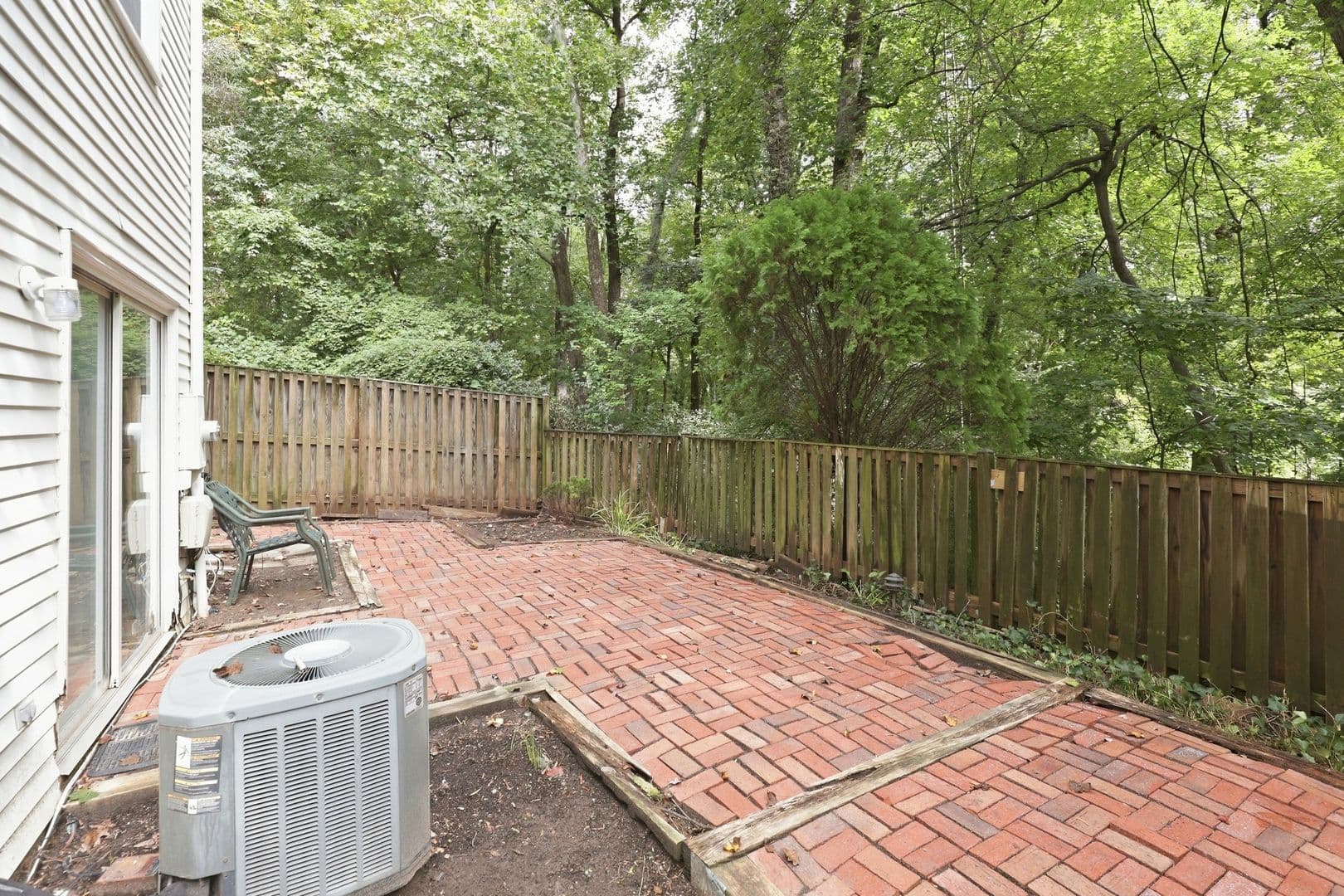 Fairfax House: 2915 Ellenwood Drive