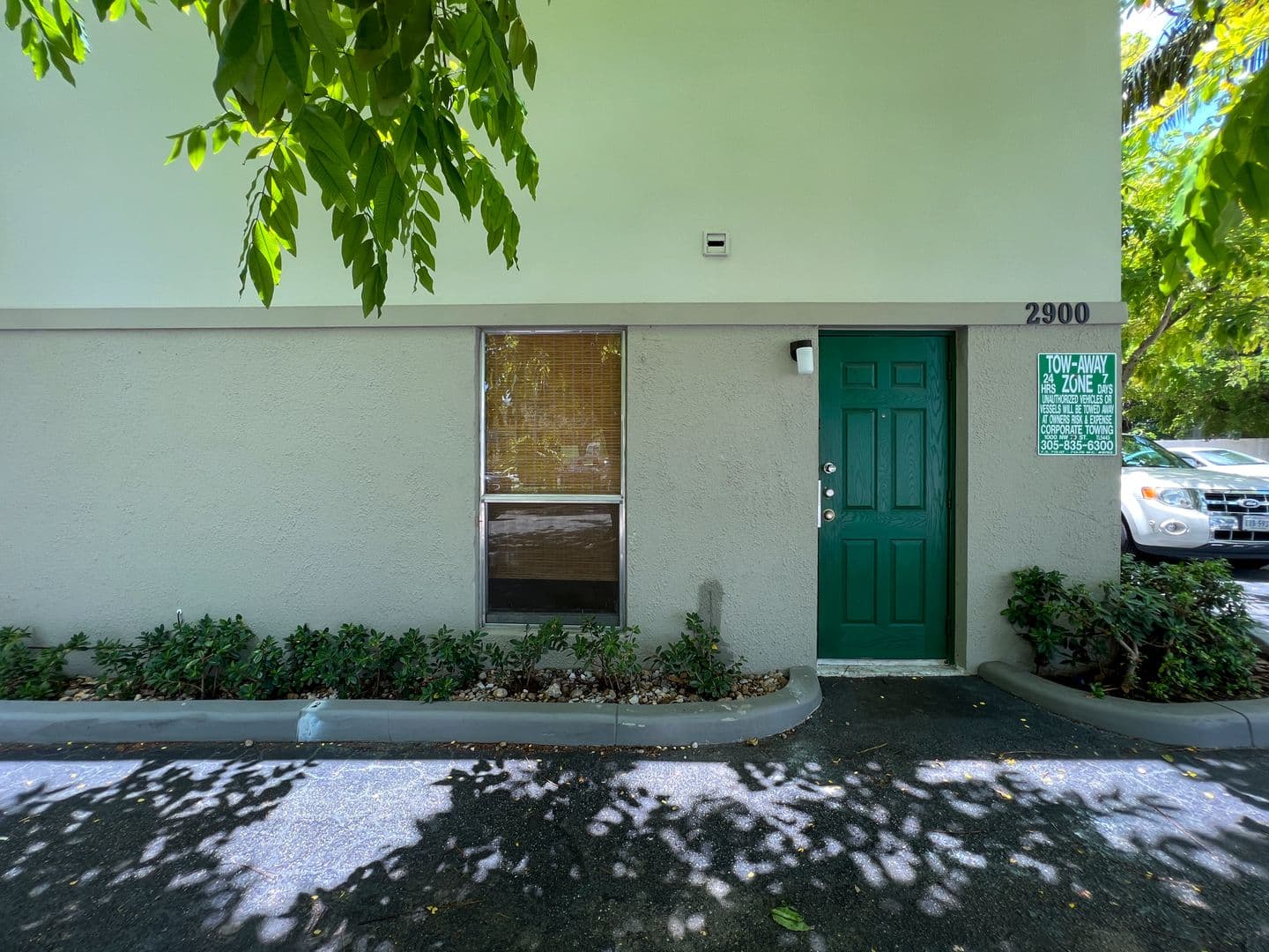 COCONUT GROVE Apartment: 2900 BIRD AVENUE